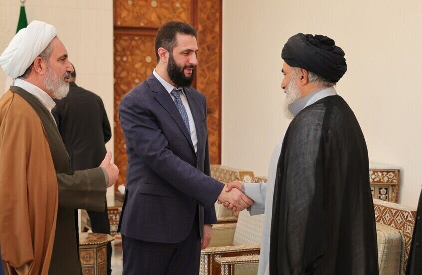 الجولانی با هیاتی از جامعه شیعیان سوریه دیدار کرد + تصاویر