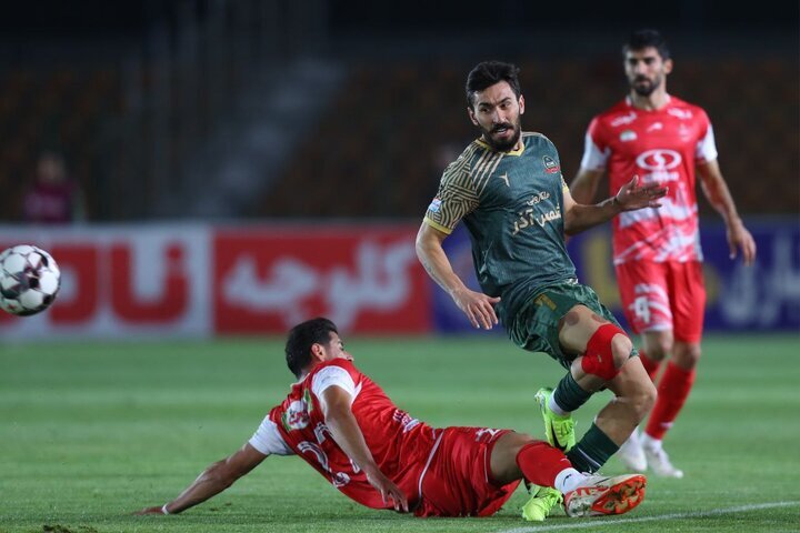 پرسپولیس از کورس قهرمانی عقب افتاد | شمس آذر نفس قرمزهای پایتخت را گرفت