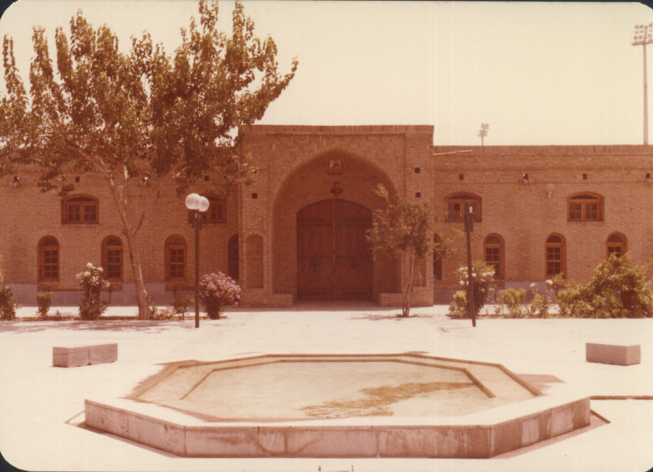 یکی از عجایب تاریخ جهان در این موزه در تهران خفته است | از کالسکه خانه سلطنتی تا موزه تاریخ پزشکی