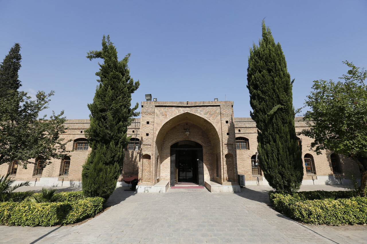 یکی از عجایب تاریخ جهان در این موزه در تهران خفته است | از کالسکه خانه سلطنتی تا موزه تاریخ پزشکی